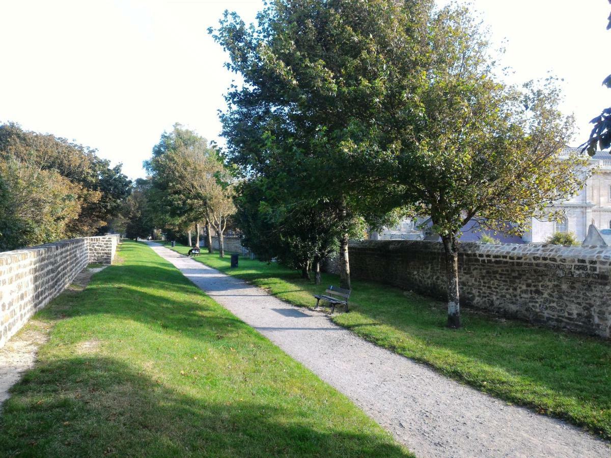 Lumineux T2 Vieille Ville 3 Pers Parking Gratuit - By La Source D'Orfee Boulogne-sur-Mer Exterior photo